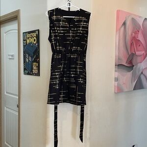 Black and Gold Sleeveless Dress